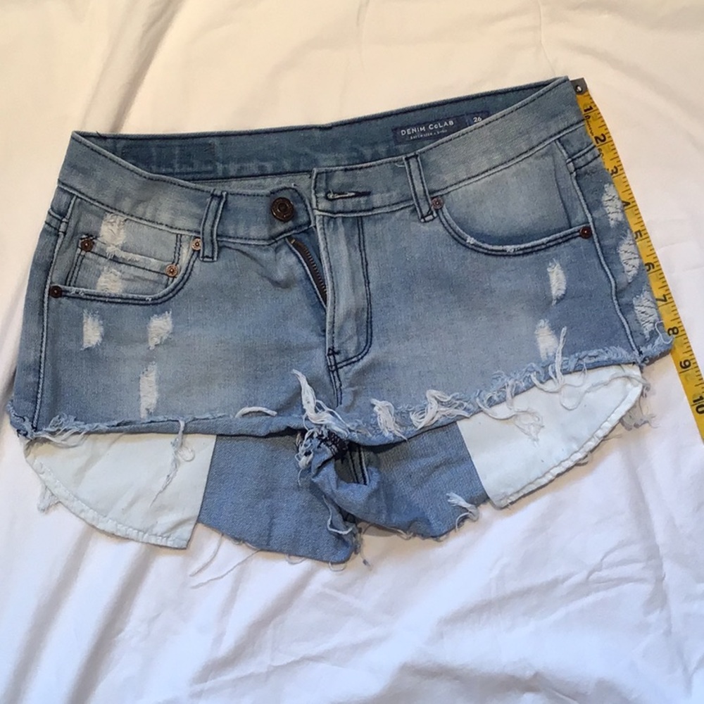 Denim CoLab women’s shorts size 26